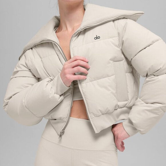 ALO Yoga Jackets & Blazers - Alo Yoga Women's Captivate Puffer Jacket